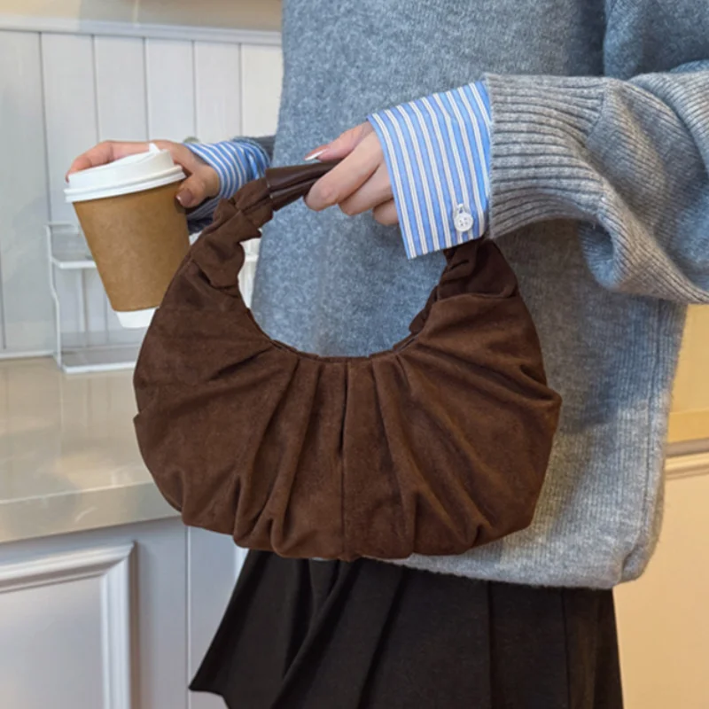 Women Ruched Suede Cloud Bag Stylish Gathered Detail Handheld Tote Bag Soft Leather Magnetic Snap Design Casual Small Clutch Bag
Women Ruched Suede Cloud Bag Stylish Gathered Detail Handheld Tote Bag Soft Leather Magnetic Snap Design Casual Small Clutch Bag