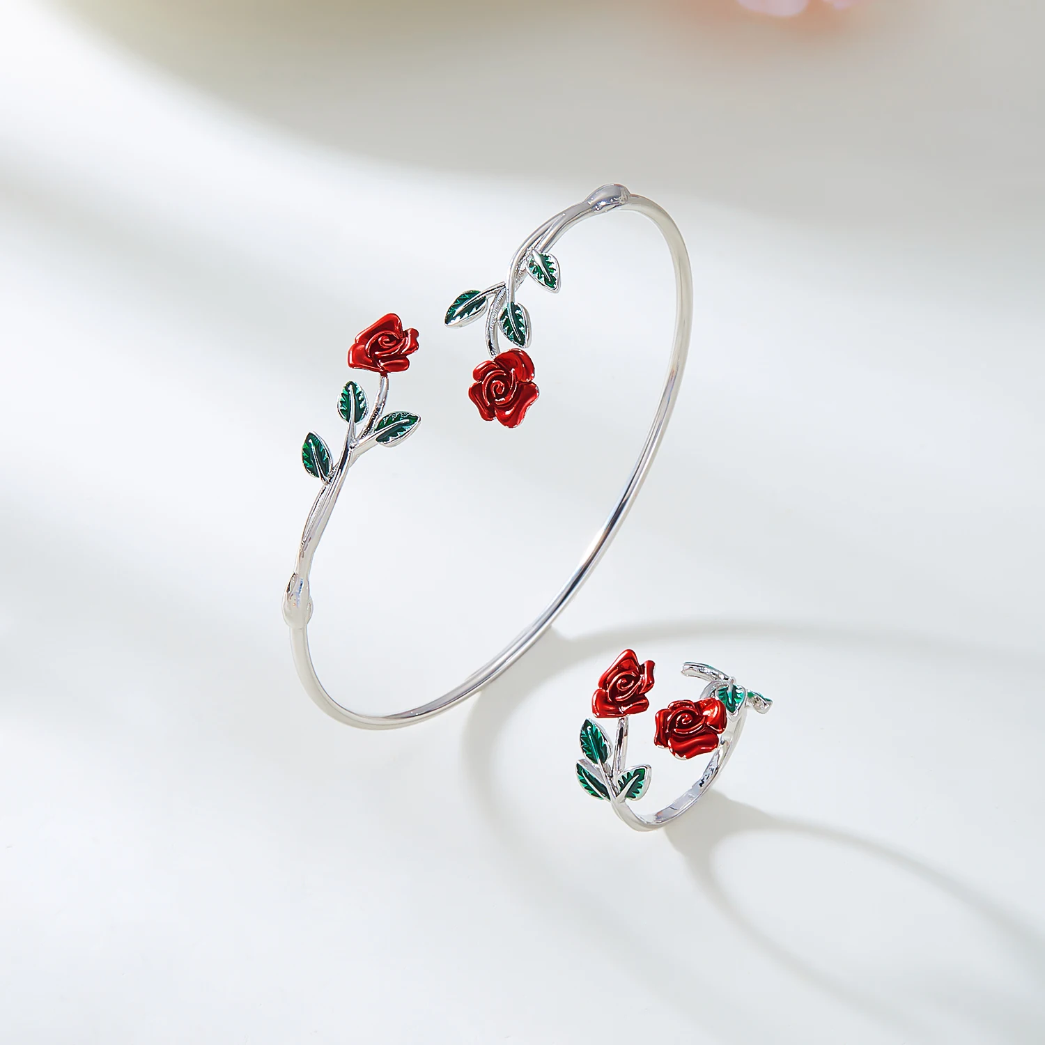 New Trendy Enamel Rose Flower Jewelry Set for Women Vintage Open Cuff Bangle Bracelet Finger Ring Party Wedding Jewelry Gifts
New Trendy Enamel Rose Flower Jewelry Set for Women Vintage Open Cuff Bangle Bracelet Finger Ring Party Wedding Jewelry Gifts