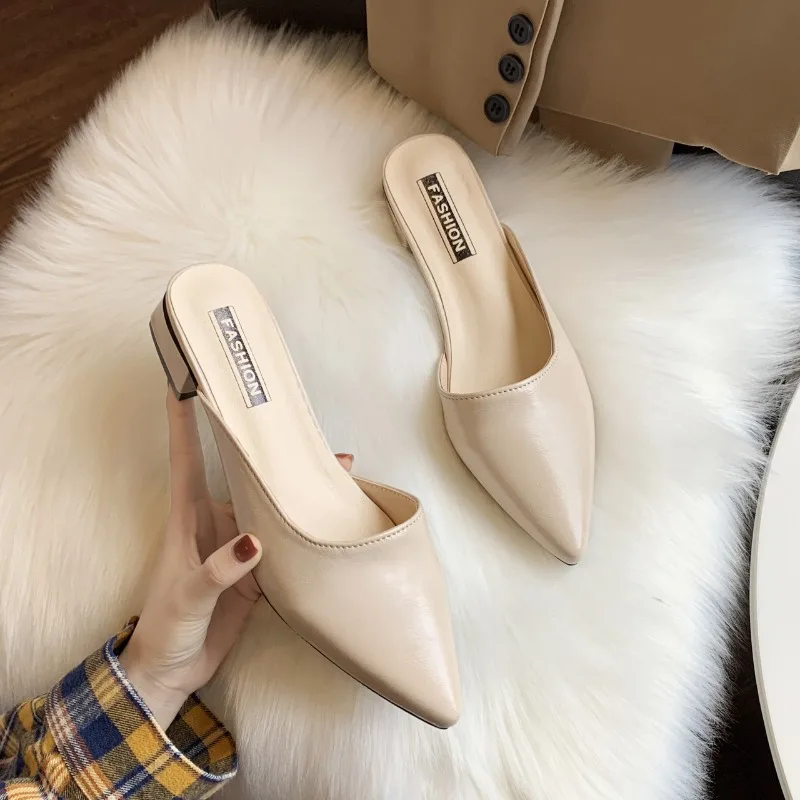 Women's Mid-heel Baotou Sandals Spring New Pointed Head Shallow Mouth Soft Sole Anti-slip Wear-resistant Slippers
Women's Mid-heel Baotou Sandals Spring New Pointed Head Shallow Mouth Soft Sole Anti-slip Wear-resistant Slippers