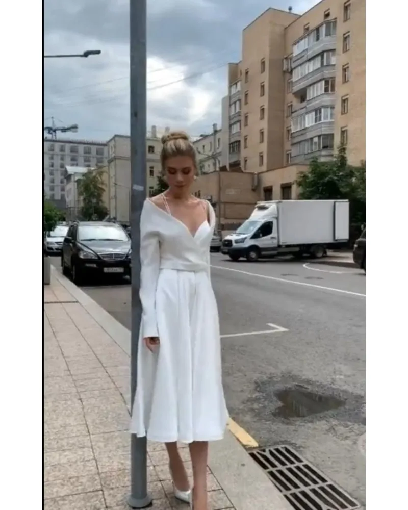 VITRCHP Simple Long Sleeves Evening Dress Spaghetti Strap Deep V-Neck High Waist A-line Party Wedding Dress Formal Prom Dresses
VITRCHP Simple Long Sleeves Evening Dress Spaghetti Strap Deep V-Neck High Waist A-line Party Wedding Dress Formal Prom Dresses