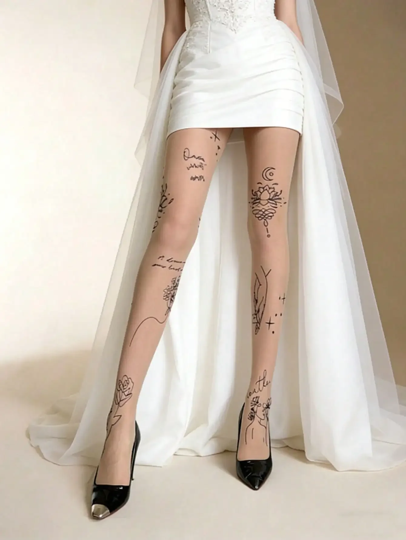 1 Pair Nude Sheer Stockings With Lotus Flower Print, Sexy Fitted Non-Slip Patterned Tights, Suitable For Y2K And Wedding Season
1 Pair Nude Sheer Stockings With Lotus Flower Print, Sexy Fitted Non-Slip Patterned Tights, Suitable For Y2K And Wedding Season