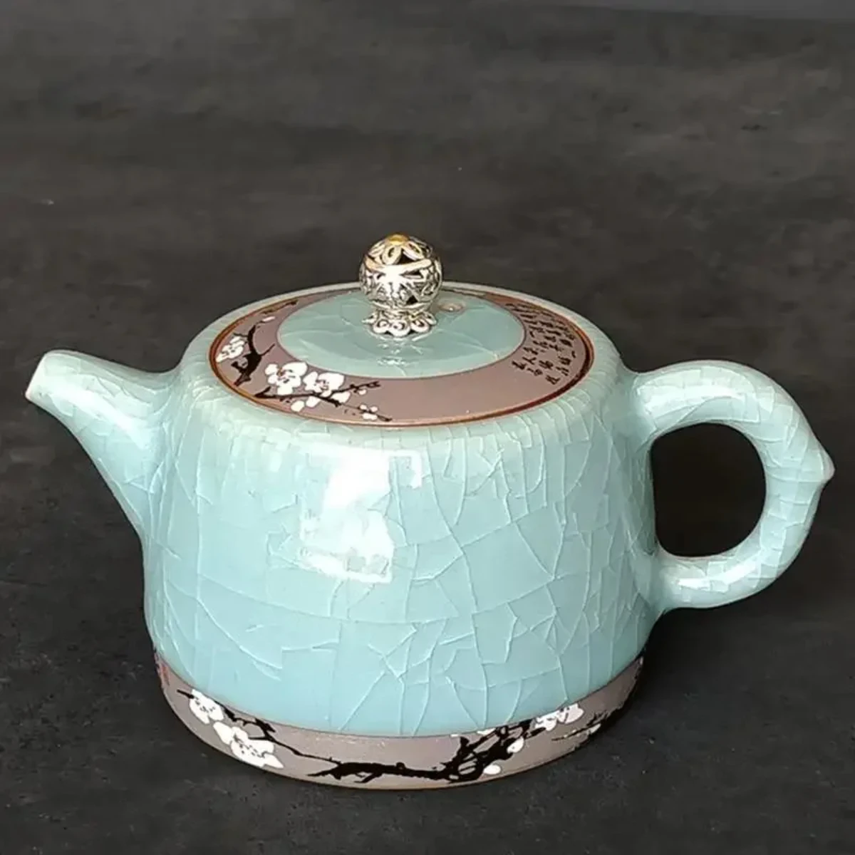 Retro Chinese Kung Fu Ceramic Teapot Kiln Art Crackle Tea Pot Teapots Heated Kettle Coffee Teapot Tea in Cup Samovar Set
Retro Chinese Kung Fu Ceramic Teapot Kiln Art Crackle Tea Pot Teapots Heated Kettle Coffee Teapot Tea in Cup Samovar Set