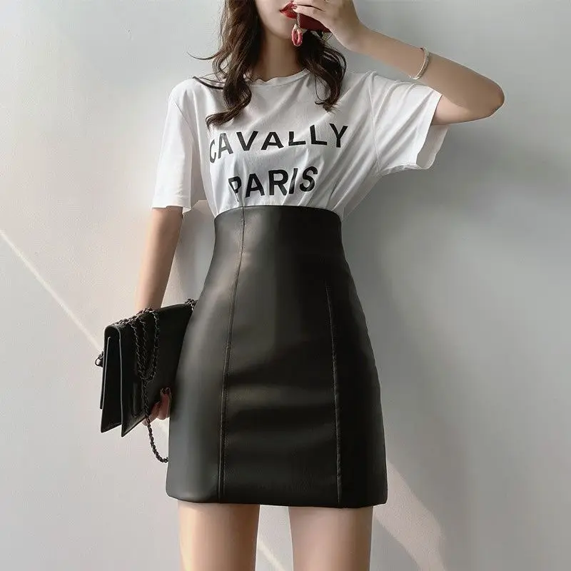 Простая однотонная утягивающая кожаная юбка 2021, женская осенняя новая универсальная юбка с высокой талией и запахом на бедрах, короткая юбка А-силуэта
Простая однотонная утягивающая кожаная юбка 2021, женская осенняя новая универсальная юбка с высокой талией и запахом на бедрах, короткая юбка А-силуэта