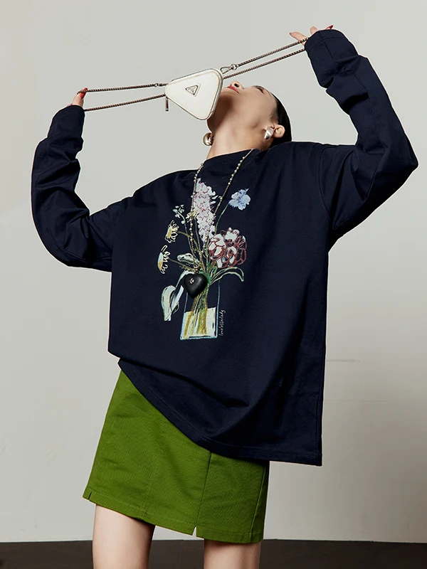 Loose Long Sleeve Navy Blue Printed T-Shirt Women's Casual Style Spring Summer New Arrival Versatile Lazy Style Cotton Top
Loose Long Sleeve Navy Blue Printed T-Shirt Women's Casual Style Spring Summer New Arrival Versatile Lazy Style Cotton Top