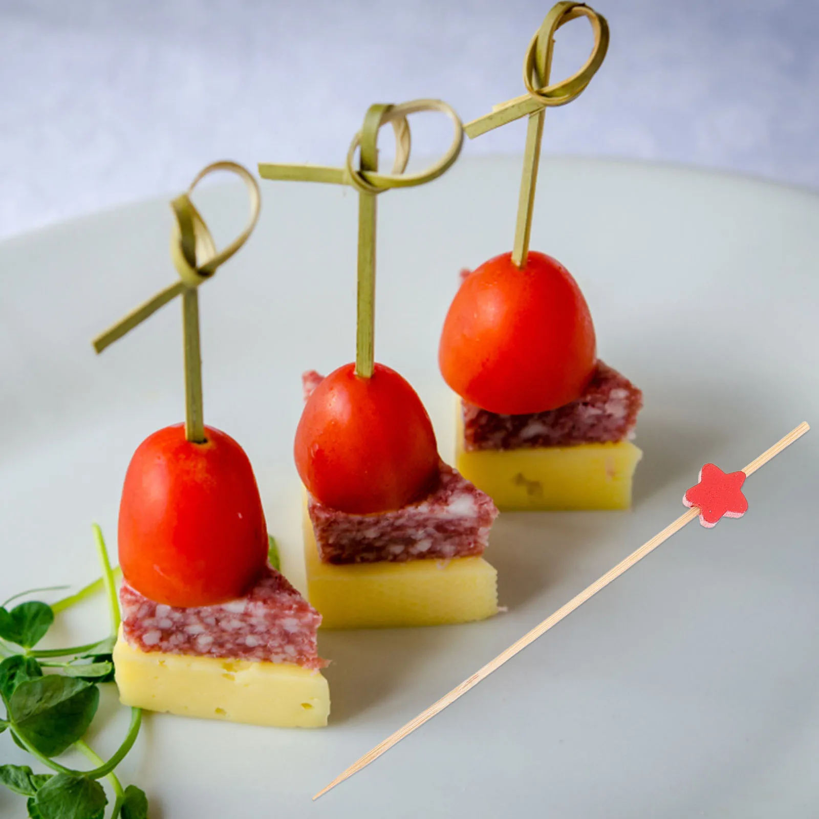 100pcs Bamboo Fruit Skewers Star Cake Picks Disposable Toothpicks Cocktail Drinks Party Food Mini Sticks Stir Straws Appetizers
100pcs Bamboo Fruit Skewers Star Cake Picks Disposable Toothpicks Cocktail Drinks Party Food Mini Sticks Stir Straws Appetizers