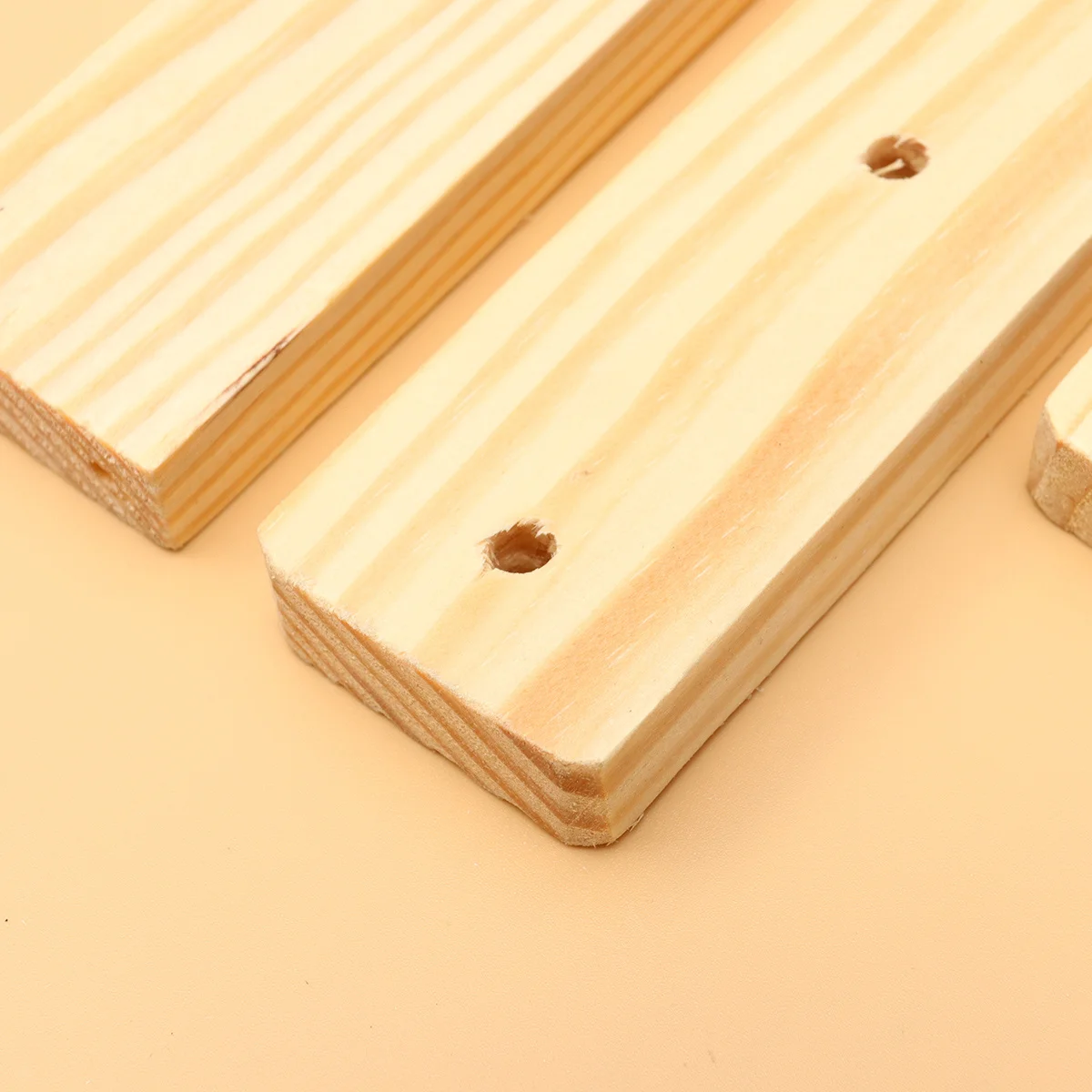 1Pcs Adjustable Embroidery Hoop Frame Solid Wood Cross Stitch Lap Stand for Tapestry Needlework Craft Portable Stitching Rack
1Pcs Adjustable Embroidery Hoop Frame Solid Wood Cross Stitch Lap Stand for Tapestry Needlework Craft Portable Stitching Rack