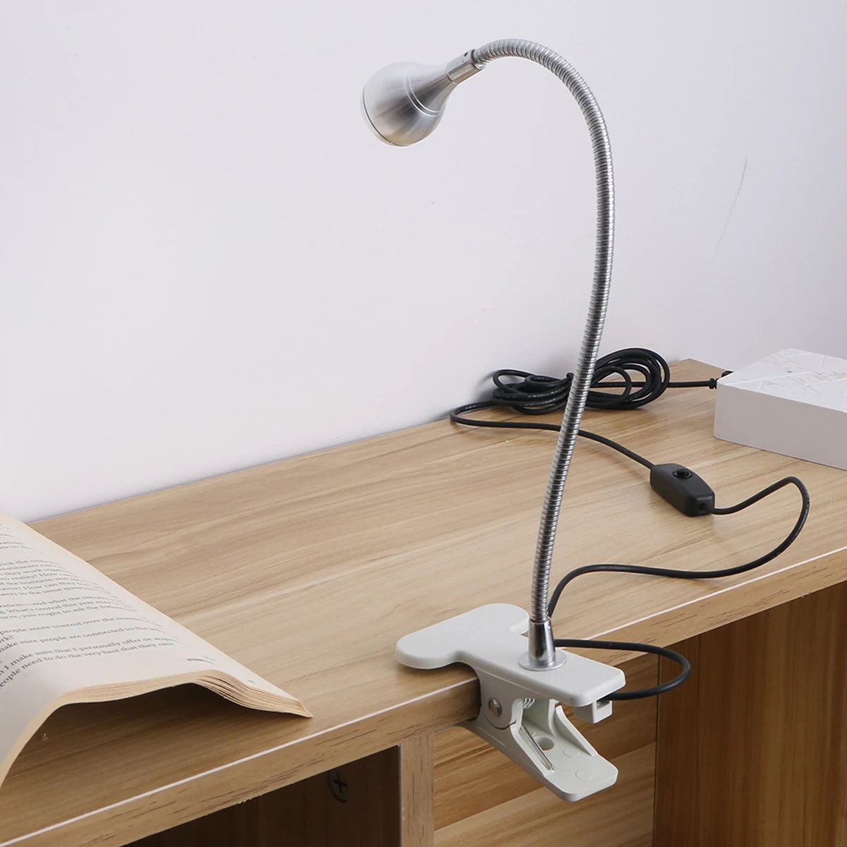 USB Clip Table Lamp 360 Degree Silver Desk Studying Reading Lamps Bed Energy Saving Eye Care Portable Freestanding Bedroom Study
USB Clip Table Lamp 360 Degree Silver Desk Studying Reading Lamps Bed Energy Saving Eye Care Portable Freestanding Bedroom Study