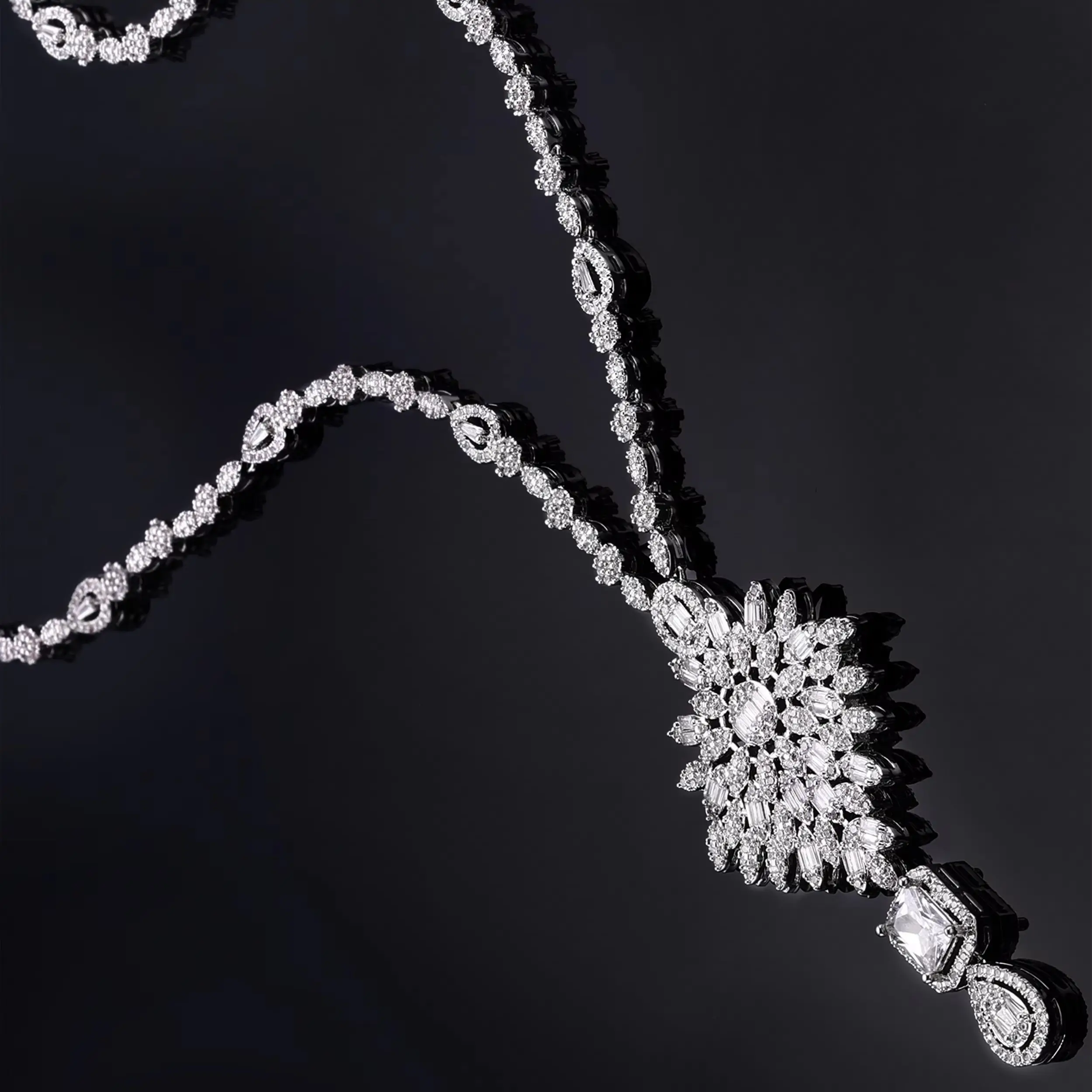 2024 New 3 Piece Luxury Bridal Large Wedding Decoration Necklace Earrings Set CZ Fashion Jewellery Sets Charming Crystal Nigeria
2024 New 3 Piece Luxury Bridal Large Wedding Decoration Necklace Earrings Set CZ Fashion Jewellery Sets Charming Crystal Nigeria