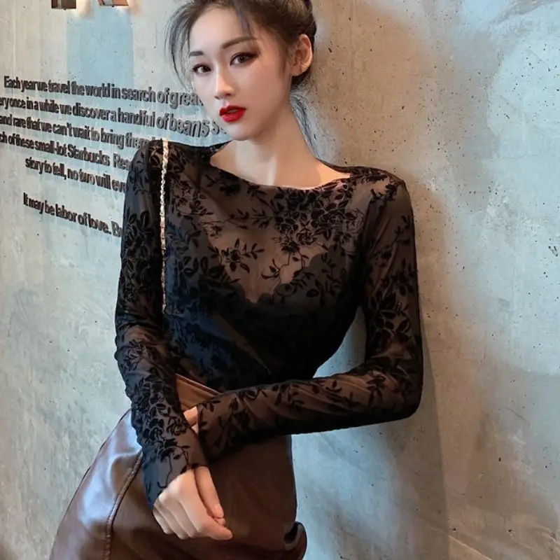Print Floral Long Sleeves Tops Women Sexy Lace Round Neck T-shirt Bottom Shirt Mesh Tops Black Vintage Clothes Slim New
Print Floral Long Sleeves Tops Women Sexy Lace Round Neck T-shirt Bottom Shirt Mesh Tops Black Vintage Clothes Slim New