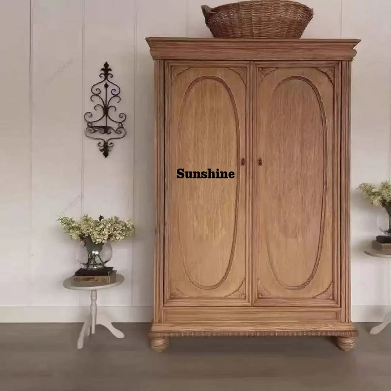 American vintage solid wood side-by-side door wardrobe children's storage cabinet carved vintage wardrobe FT
American vintage solid wood side-by-side door wardrobe children's storage cabinet carved vintage wardrobe FT