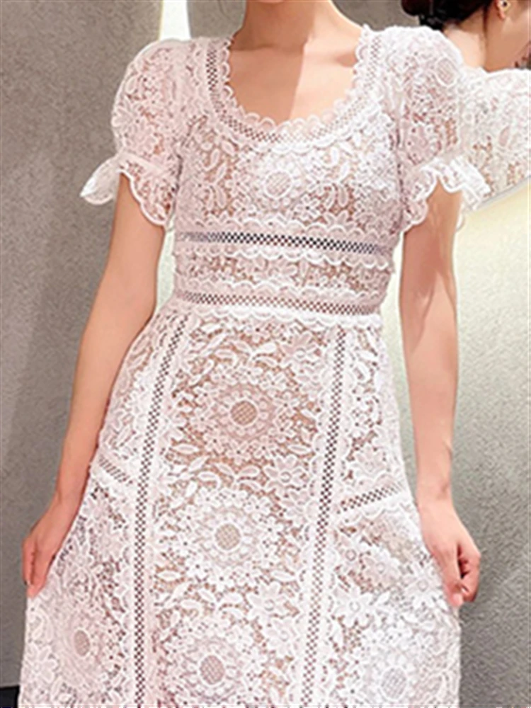 Sexy Sleeveless Woman Boho 2023 Lace Beach Runway Dresses Dress Embroidery Sundress Women Vintage Backless Party Summer Vestido
Sexy Sleeveless Woman Boho 2023 Lace Beach Runway Dresses Dress Embroidery Sundress Women Vintage Backless Party Summer Vestido
