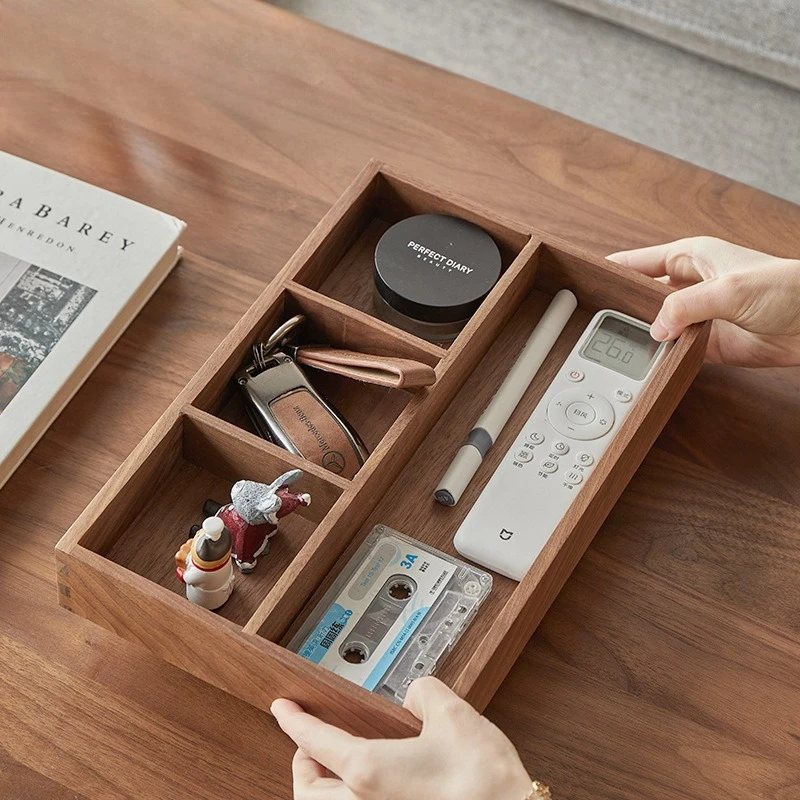 Настольный фойе из цельного дерева, разные предметы, журнальный столик, офисный ящик для хранения ключей, ювелирные изделия, косметика, канцелярские принадлежности, сортировочный ящик, лоток
Настольный фойе из цельного дерева, разные предметы, журнальный столик, офисный ящик для хранения ключей, ювелирные изделия, косметика, канцелярские принадлежности, сортировочный ящик, лоток