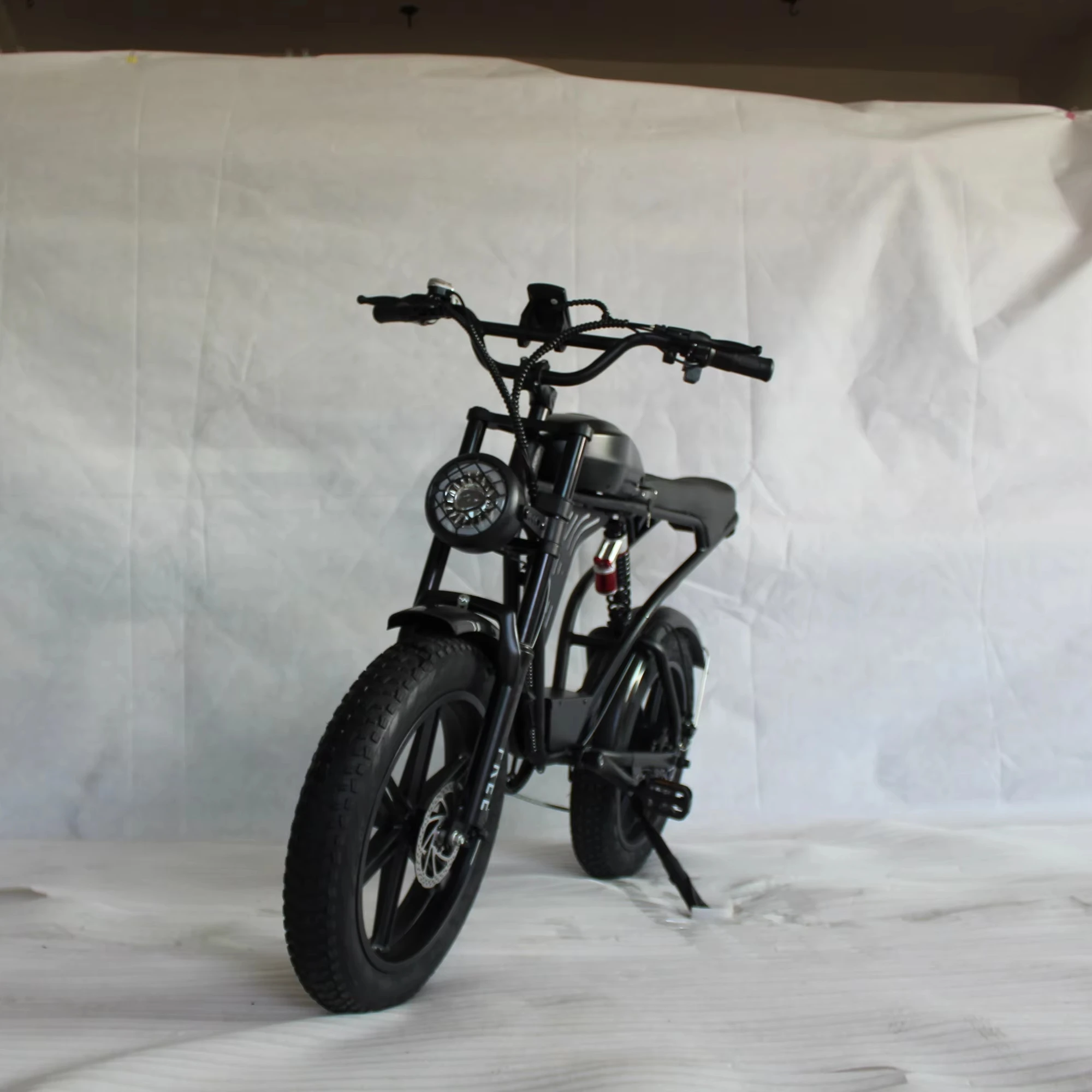 2025 surron 20 Inch Full Suspension Mountain Electric Bike Customizable 1000w 48v15ah Hybrid E-bike Adult Electric Dirt Bike
2025 surron 20 Inch Full Suspension Mountain Electric Bike Customizable 1000w 48v15ah Hybrid E-bike Adult Electric Dirt Bike