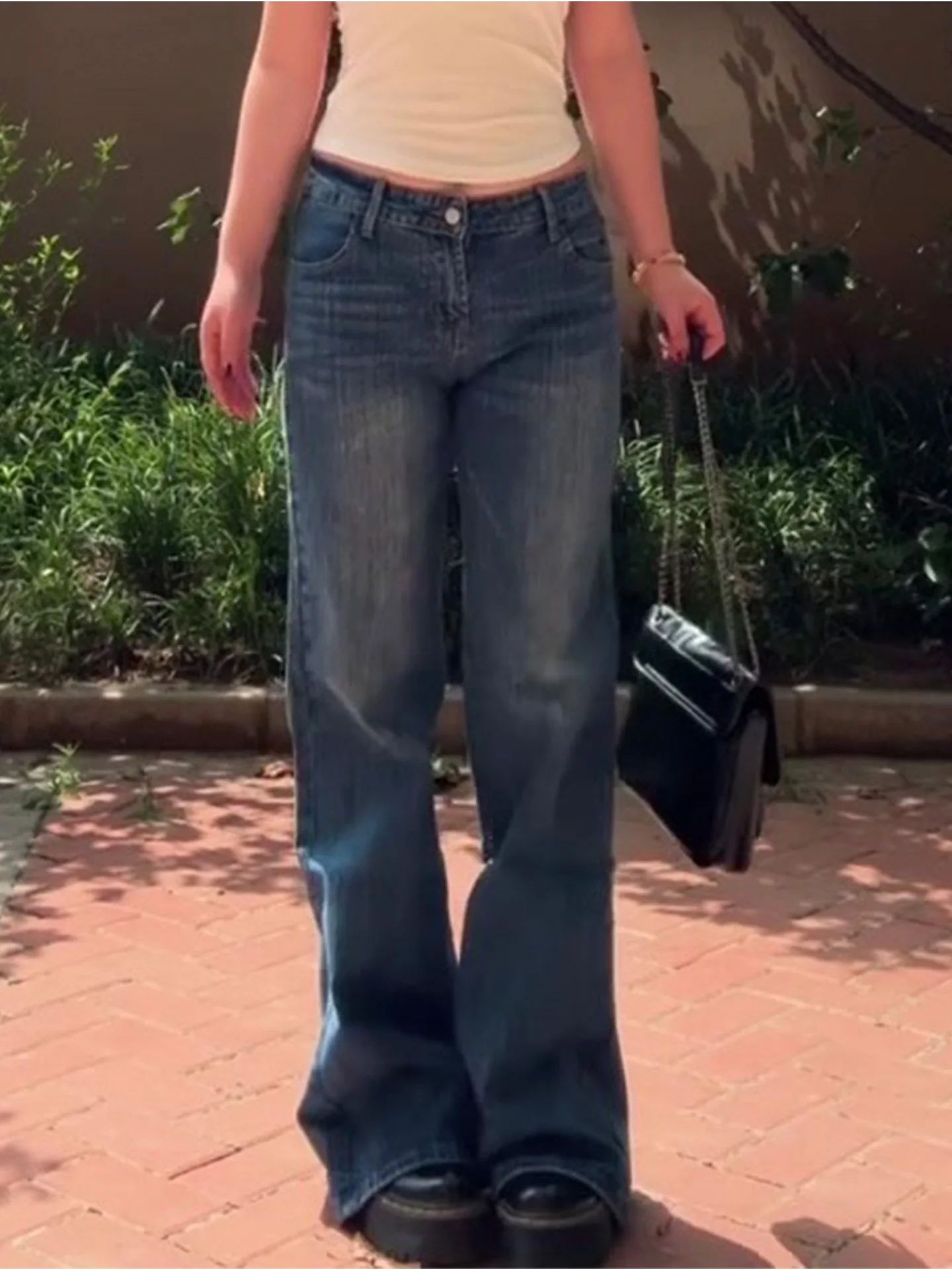 Deep Blue Slim Fit High Waist Straight Leg Jeans Women's Bootcut Tapered American Style Summer New Arrival Casual Wear
Deep Blue Slim Fit High Waist Straight Leg Jeans Women's Bootcut Tapered American Style Summer New Arrival Casual Wear