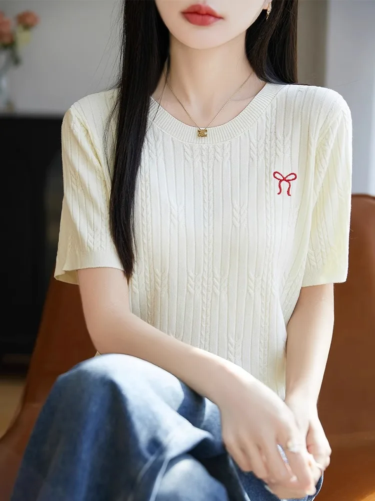 Summer New round Ne Knitted ort Sve T-irt Women Casual Twist Simple Embroidery Ice Silk Knitted Top Loose Fit Basic ...
Summer New round Ne Knitted ort Sve T-irt Women Casual Twist Simple Embroidery Ice Silk Knitted Top Loose Fit Basic ...