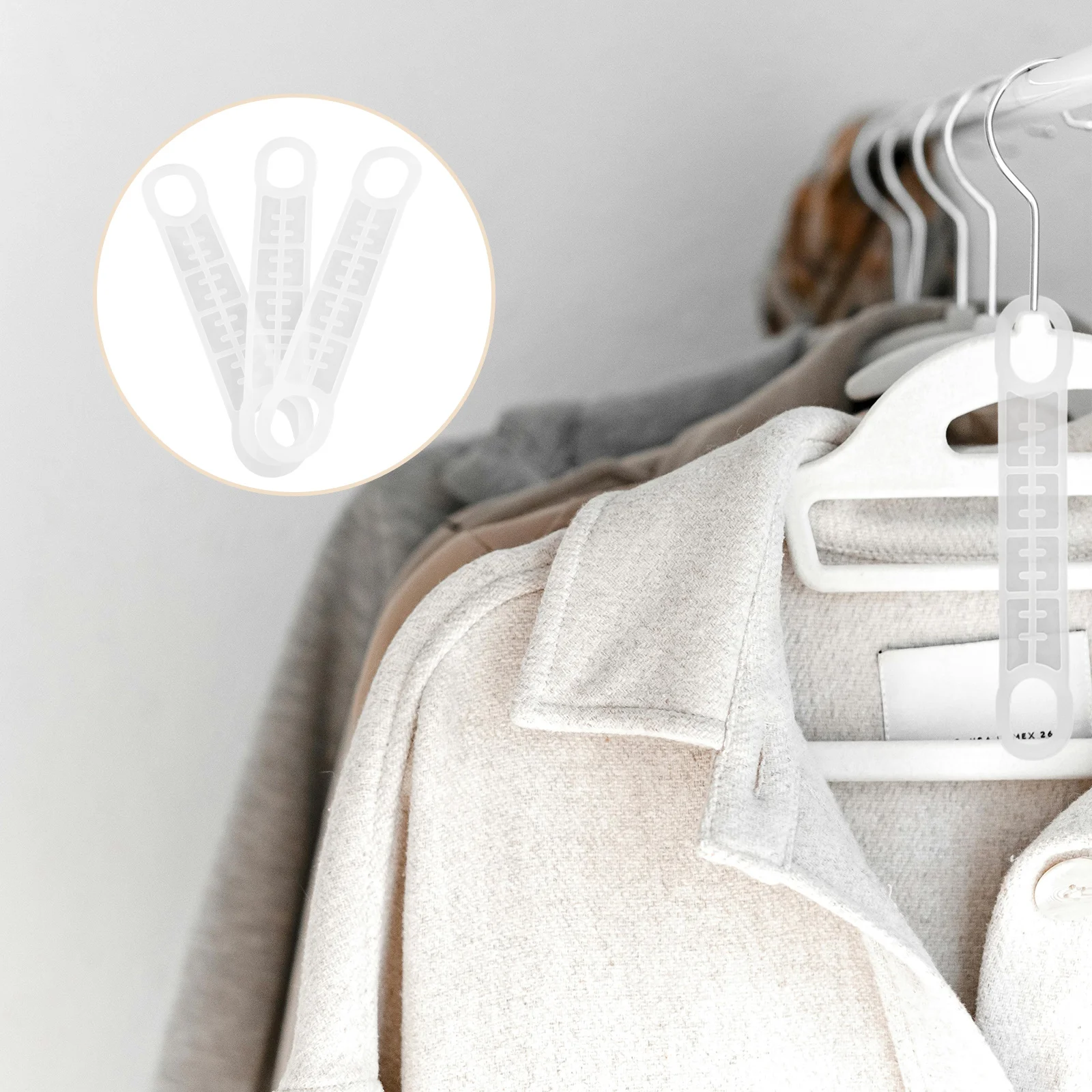 100Pcs Non Slip Hanger Shoulder Pads Silicone Grip Tape for Clothes Protection Prevent Slipping on Wide Shoulder Hangers Hanger
100Pcs Non Slip Hanger Shoulder Pads Silicone Grip Tape for Clothes Protection Prevent Slipping on Wide Shoulder Hangers Hanger