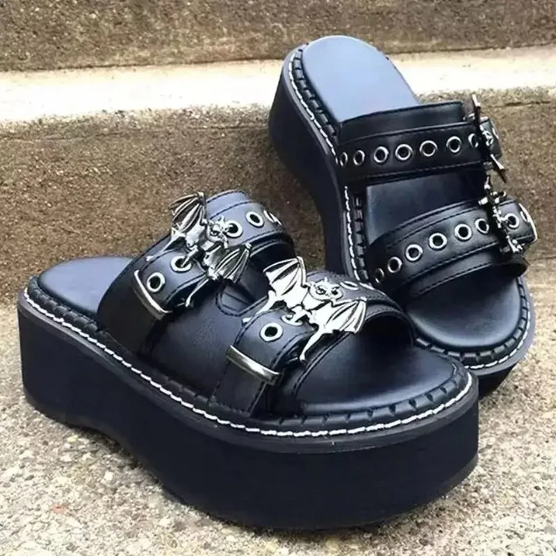 Metal Decoration Women Slippers Designer Summer Sandals Buckles Vampire Cosplay Platform Black Gothic Shoes for Women Slippers
Metal Decoration Women Slippers Designer Summer Sandals Buckles Vampire Cosplay Platform Black Gothic Shoes for Women Slippers