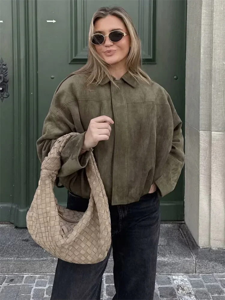 2025 Autumn Fashion Outwear Jackets For Women Lapel Patchwork Commute Zipper Solid Streetwear Female Tracksuit Coat Jackets
2025 Autumn Fashion Outwear Jackets For Women Lapel Patchwork Commute Zipper Solid Streetwear Female Tracksuit Coat Jackets