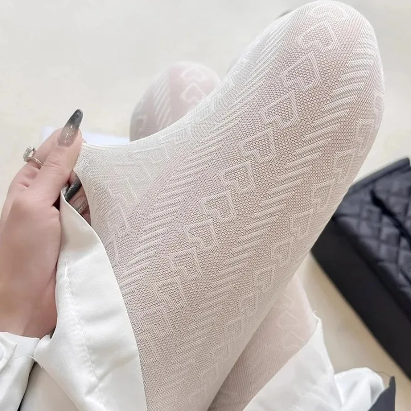 Milky White Pantyhose Women Stocking Sweet Japanese Lolita Tights Wheat Ear Pattern Base Socks Velvet Thick Slimming Socks
Milky White Pantyhose Women Stocking Sweet Japanese Lolita Tights Wheat Ear Pattern Base Socks Velvet Thick Slimming Socks