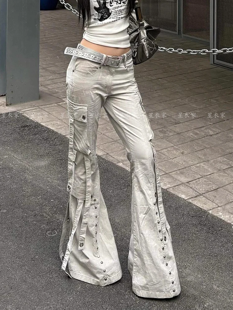 Women Flare Cargo Jeans Khaki Multiple Pockets Harajuku American Vintage Y2k 2000s Slim High Waist Streetwear Clothes Long Pants
Women Flare Cargo Jeans Khaki Multiple Pockets Harajuku American Vintage Y2k 2000s Slim High Waist Streetwear Clothes Long Pants