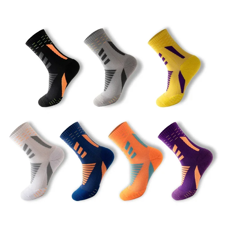 New Fashion Sport Socks Men Outdoor Sports Socks Bike Footwear for Road Bike Sock Running Basketball Unisex Cycling High Quality
New Fashion Sport Socks Men Outdoor Sports Socks Bike Footwear for Road Bike Sock Running Basketball Unisex Cycling High Quality