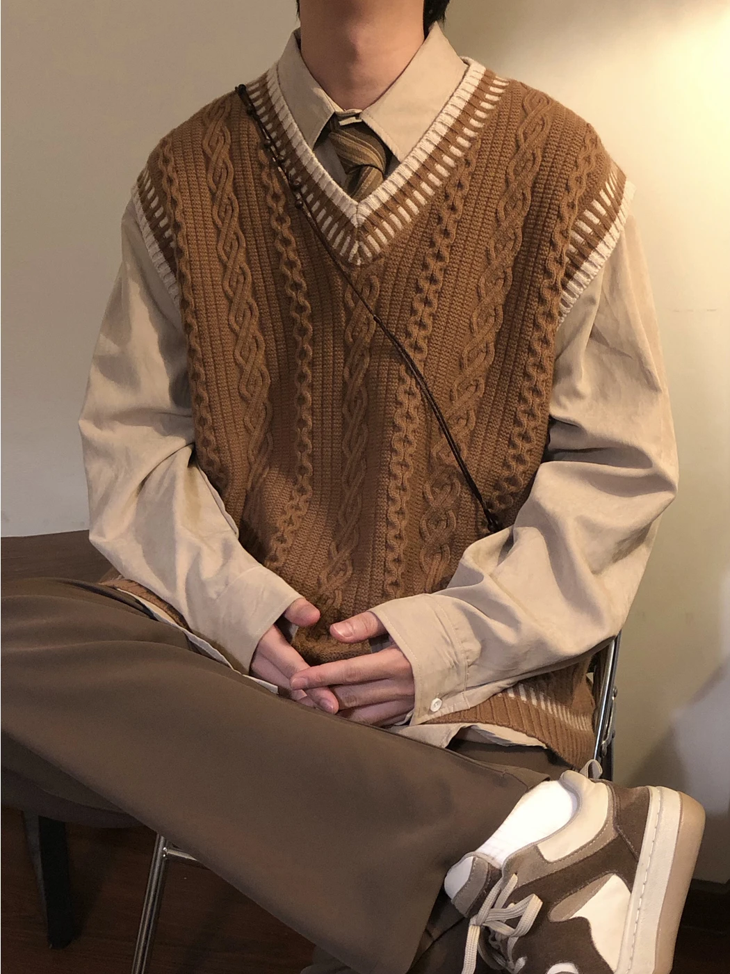 Retro Japanese Sle Striped Knit Sweater Vest ex Autumn Winter Casual V-Ne College Faion Loose Fit Breathable
Retro Japanese Sle Striped Knit Sweater Vest ex Autumn Winter Casual V-Ne College Faion Loose Fit Breathable