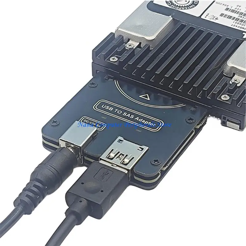 Кабель-адаптер F68C SASUSB поддерживает внешние вилки Drive 12 В, 3 А
Кабель-адаптер F68C SASUSB поддерживает внешние вилки Drive 12 В, 3 А