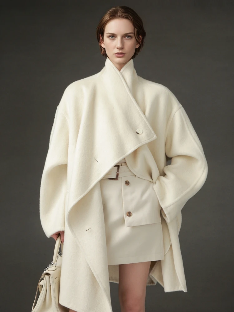 Stand Collar Design Lady's Short Woolen Jackets 2025 Autumn And Winter Mid-Length Single Breasted Loose Warm Women's Wool Coats
Stand Collar Design Lady's Short Woolen Jackets 2025 Autumn And Winter Mid-Length Single Breasted Loose Warm Women's Wool Coats