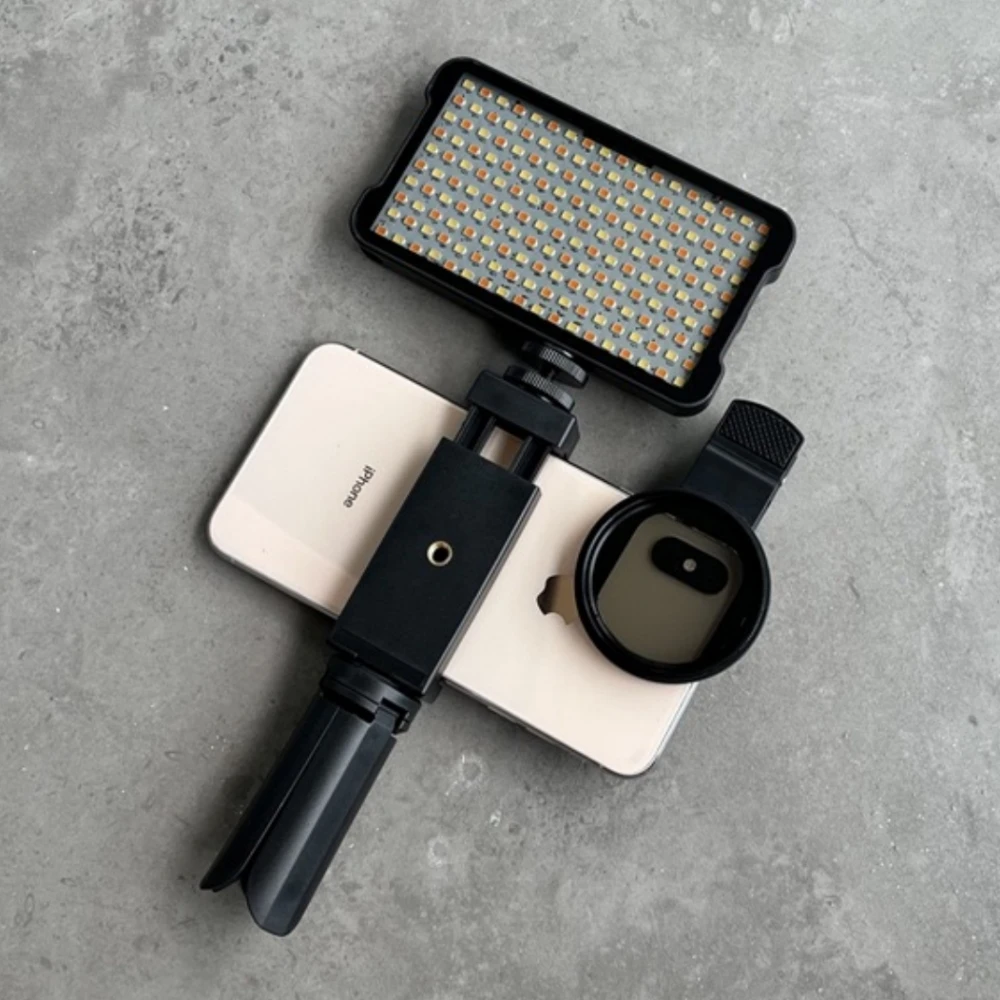 Professional Tattoo Fill Light with 180 LED Beads Reduce Reflected Light of Tattoos 52mm CPL Lens Filter Compatible any Phone
Professional Tattoo Fill Light with 180 LED Beads Reduce Reflected Light of Tattoos 52mm CPL Lens Filter Compatible any Phone