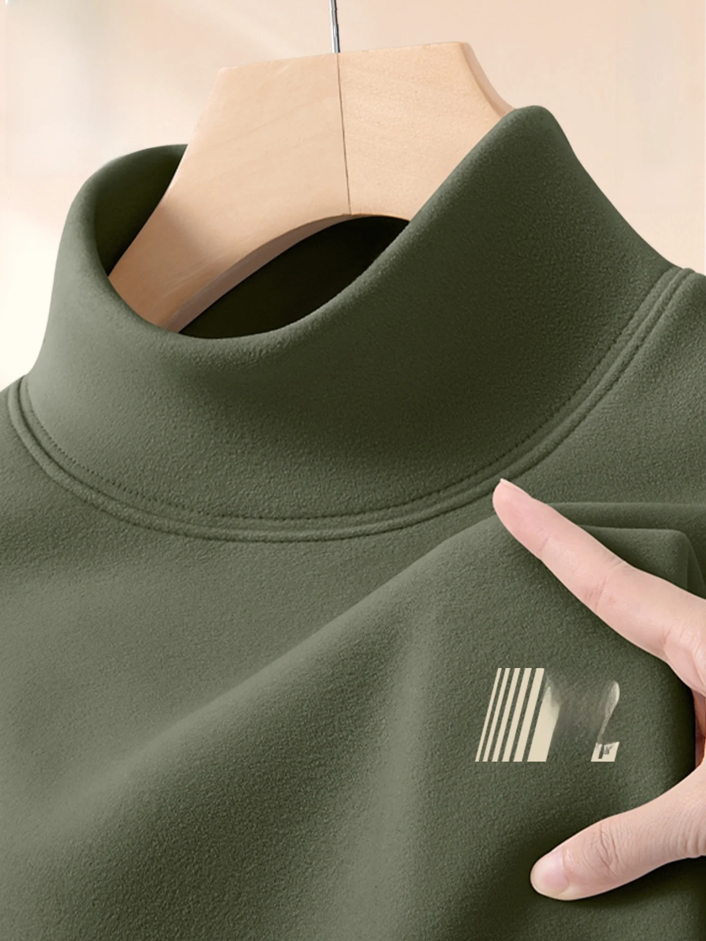 Мужская футболка с длинным рукавом и высоким воротником, на флисовой подкладке, термобелье, внутренняя одежда, повседневная, с принтом
Мужская футболка с длинным рукавом и высоким воротником, на флисовой подкладке, термобелье, внутренняя одежда, повседневная, с принтом