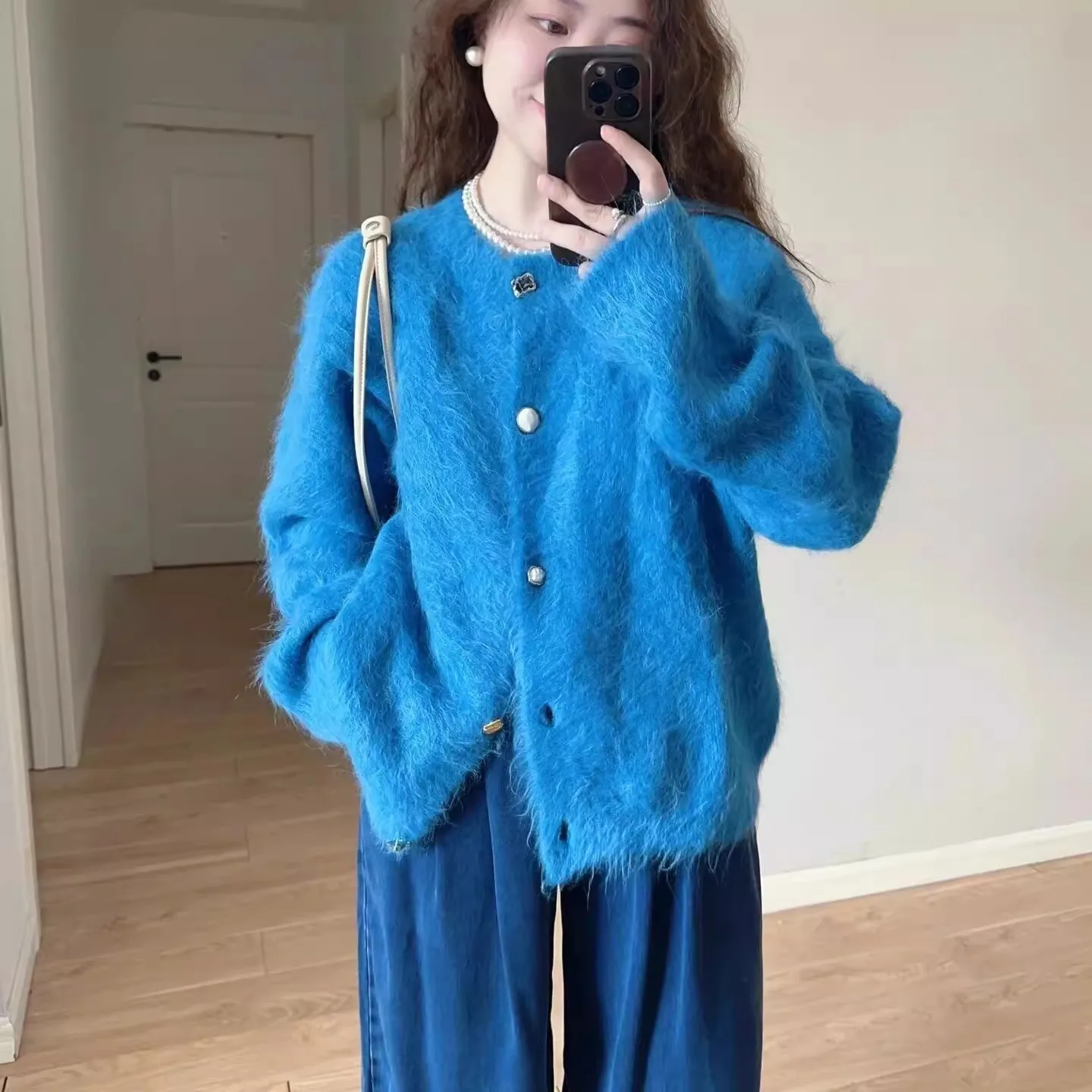 Korean Sle Soft Klein Blue Knitted Open Cardigan Long Sve Women's Faion Sweater Jaet round Ne Pure Color Autumn 2024
Korean Sle Soft Klein Blue Knitted Open Cardigan Long Sve Women's Faion Sweater Jaet round Ne Pure Color Autumn 2024