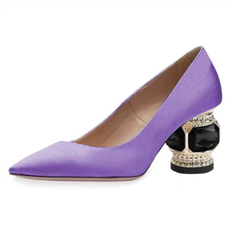 SHOFOO shoes Fashionable women's high heels. About 5.5 cm heel height. Pointed toe pumps. Purple satin single shoes Fashion show
SHOFOO shoes Fashionable women's high heels. About 5.5 cm heel height. Pointed toe pumps. Purple satin single shoes Fashion show