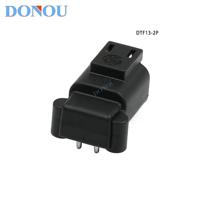 The DTF13-2P new energy vehicle pin socket connector PCB board end mounting connector is compatible with DT06-2S
The DTF13-2P new energy vehicle pin socket connector PCB board end mounting connector is compatible with DT06-2S