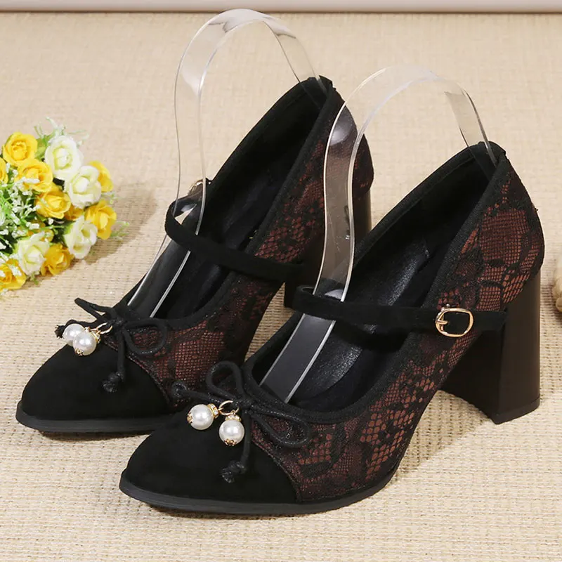 Women's Retro Mary Jane Chunky Heel Shoes, Square-Toe Bowknot Pumps, Vintage Comfortable Elegant High Heels.
Women's Retro Mary Jane Chunky Heel Shoes, Square-Toe Bowknot Pumps, Vintage Comfortable Elegant High Heels.