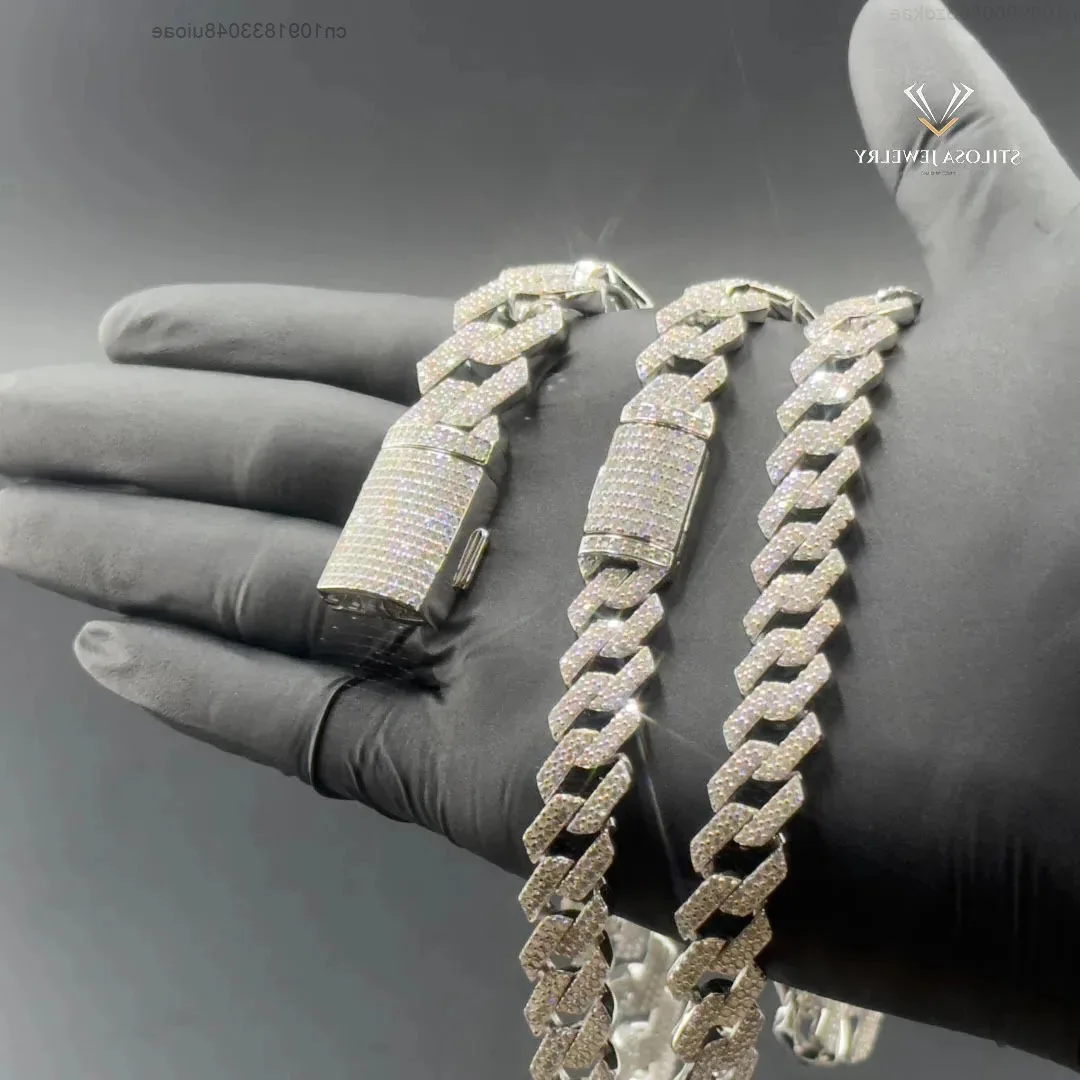 Custom size 12mm Moissanite Necklace Hip Hop Jewelry iced out Miami Cuban Chain 925 Silver Fashion Jewelry
Custom size 12mm Moissanite Necklace Hip Hop Jewelry iced out Miami Cuban Chain 925 Silver Fashion Jewelry