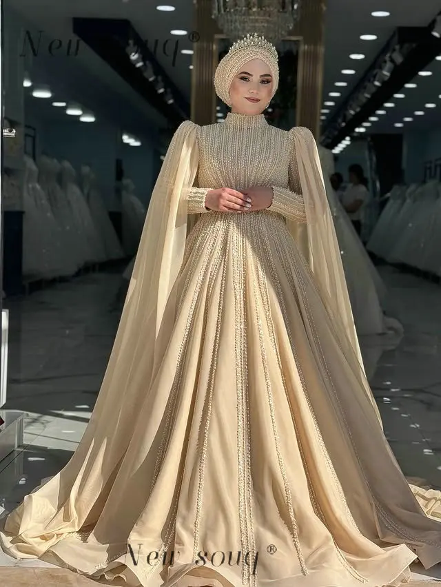 Middle East Champagne Muslim Evening Dresses Customized A Line Puffy Beaded Wedding Second Reception Party Gowns Arabic Robes
Middle East Champagne Muslim Evening Dresses Customized A Line Puffy Beaded Wedding Second Reception Party Gowns Arabic Robes