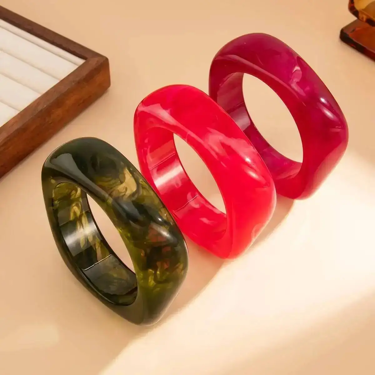 IngeSight.Z Boho Irregular Geometric Resin Acrylic Bracelets for Women On Hand Retro Stackable Wide Bangles Y2K Jewelry Gift
IngeSight.Z Boho Irregular Geometric Resin Acrylic Bracelets for Women On Hand Retro Stackable Wide Bangles Y2K Jewelry Gift