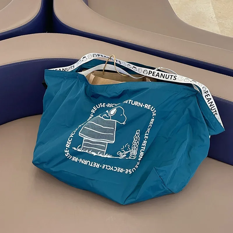 Snoopy Folding Large Capacity Environmental Protection Shopping Storage Shopping Bag Cartoon Y2K DogShoulder Bag Handbag
Snoopy Folding Large Capacity Environmental Protection Shopping Storage Shopping Bag Cartoon Y2K DogShoulder Bag Handbag