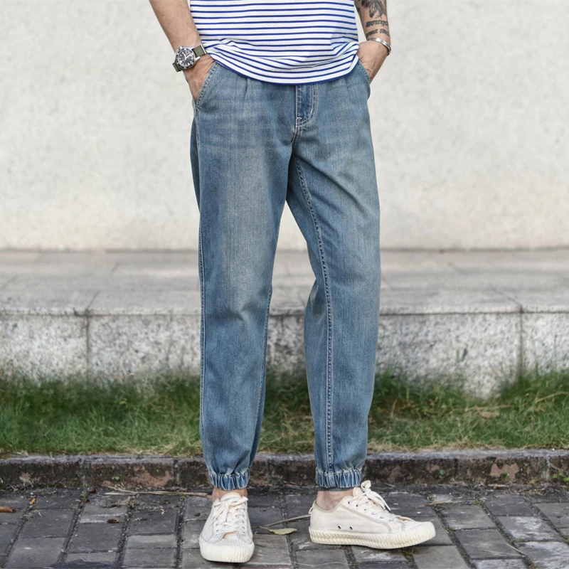 Летние мужские джинсовые джинсы с манжетами, повседневные девятисекционные брюки с завышенной талией, молодежные длинные брюки, весенний сезон, обычные тонкие
Летние мужские джинсовые джинсы с манжетами, повседневные девятисекционные брюки с завышенной талией, молодежные длинные брюки, весенний сезон, обычные тонкие