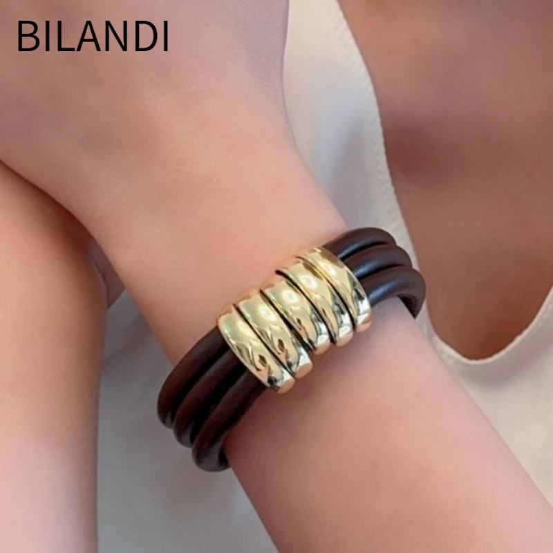 Bilandi Modern Jewelry Popular Style Metal Charm Black PU Bangle Bracelet For Women Girl Party Gift 2025 Trend New Accessories
Bilandi Modern Jewelry Popular Style Metal Charm Black PU Bangle Bracelet For Women Girl Party Gift 2025 Trend New Accessories