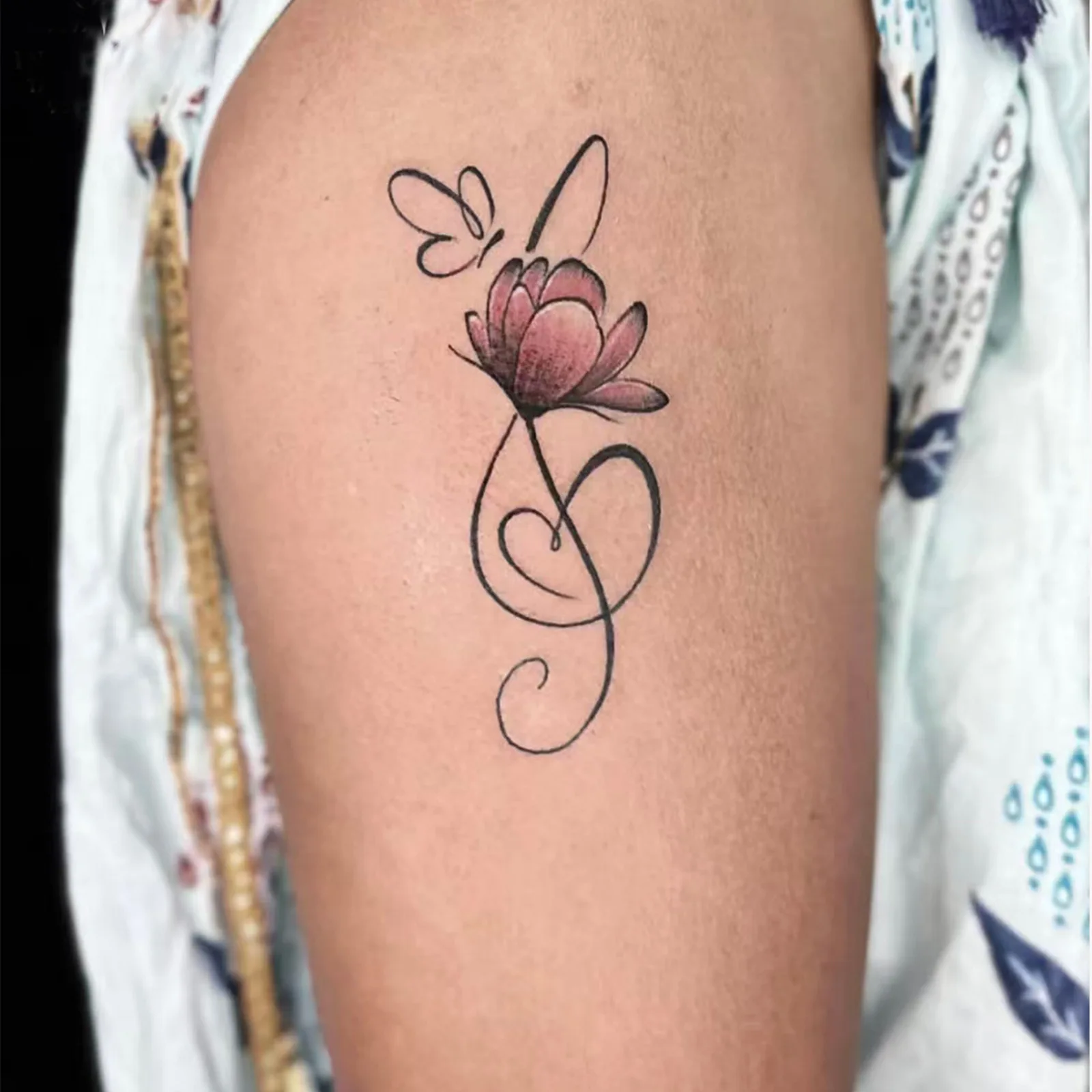 Temporary Tattoo Sticker for Women, Waterproof Long-Lasting Flower Butterfly Music Note Arm Tattoo, Non-Reflective Artistic Tatt
Temporary Tattoo Sticker for Women, Waterproof Long-Lasting Flower Butterfly Music Note Arm Tattoo, Non-Reflective Artistic Tatt