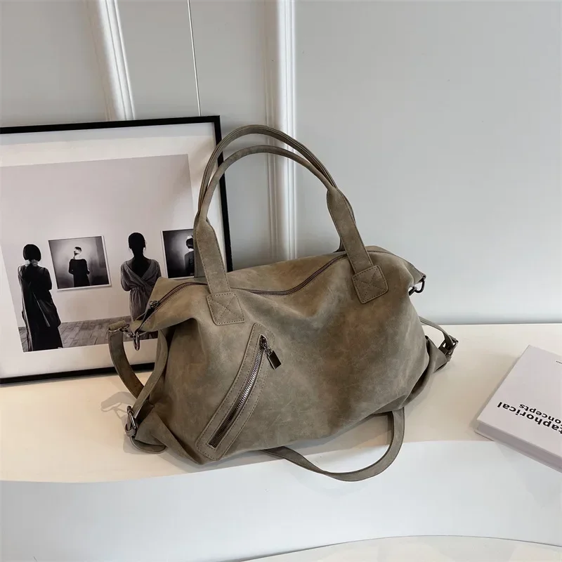 2024 New Tote Bag Fashion Women's Large Capacity Handbag Faux Suede Single Shoulder Diagonal Cross Bag Female Commuter Bag
2024 New Tote Bag Fashion Women's Large Capacity Handbag Faux Suede Single Shoulder Diagonal Cross Bag Female Commuter Bag