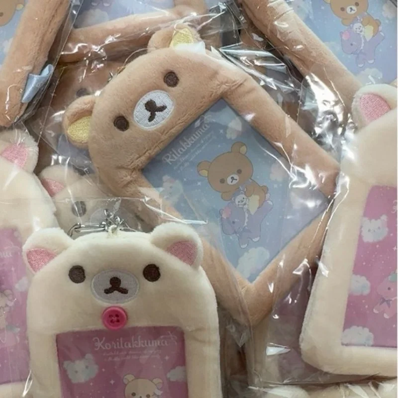Держатель для карт Rilakkuma, защитный чехол для фото, мультяшный аниме-аксессуар, милый брелок-подвеска, аксессуары для сумок, подарки для фанатов
Держатель для карт Rilakkuma, защитный чехол для фото, мультяшный аниме-аксессуар, милый брелок-подвеска, аксессуары для сумок, подарки для фанатов