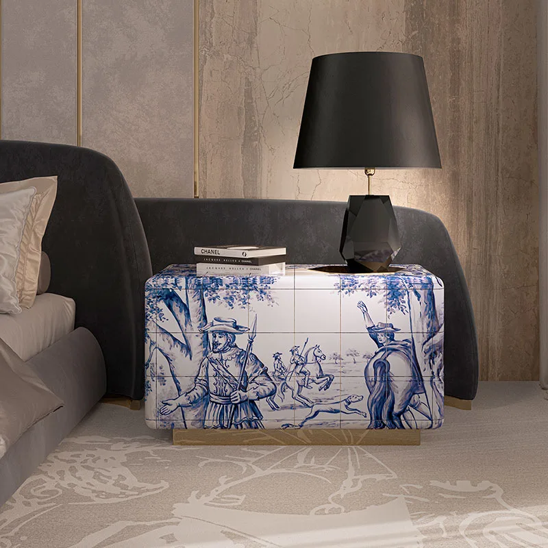 Portuguese personalized bedside table artistic painting designer luxury villa bedroom side cabinet solid wood locker
Portuguese personalized bedside table artistic painting designer luxury villa bedroom side cabinet solid wood locker