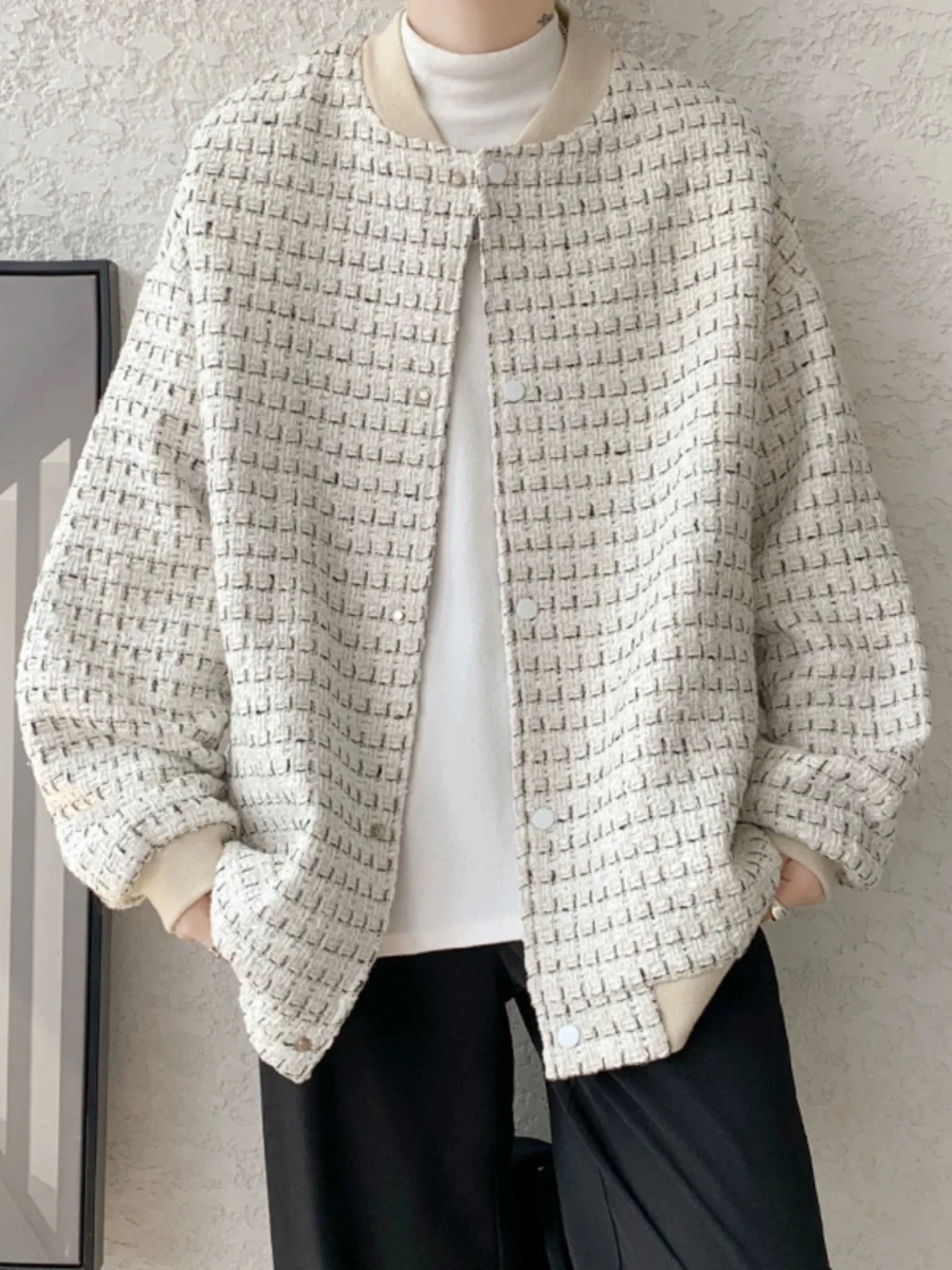 Современная мужская стеганая куртка на осень-весну, модная брендовая модель с воротником-бомбером, узорчатая, ветрозащитная верхняя одежда
Современная мужская стеганая куртка на осень-весну, модная брендовая модель с воротником-бомбером, узорчатая, ветрозащитная верхняя одежда