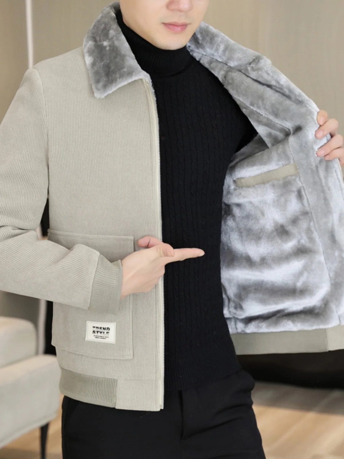 Men's Woolen Coat 2026 Winter New Casual Warm ort Faionable Youth Fce Lined Thiened Tweed Jaet Stand Fit round Hem
Men's Woolen Coat 2026 Winter New Casual Warm ort Faionable Youth Fce Lined Thiened Tweed Jaet Stand Fit round Hem