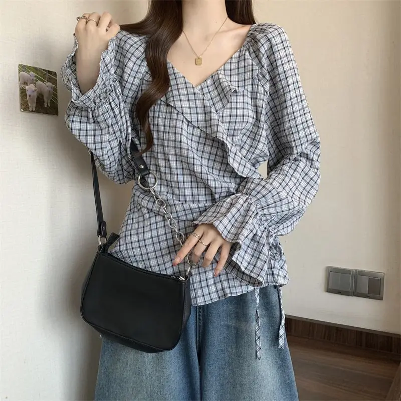 Long Sleeve Shirts Womens Minimalist Cotton Blouses Ruffled Hem Decorative Buttons Spring Elegant Feminine Streetwear
Long Sleeve Shirts Womens Minimalist Cotton Blouses Ruffled Hem Decorative Buttons Spring Elegant Feminine Streetwear