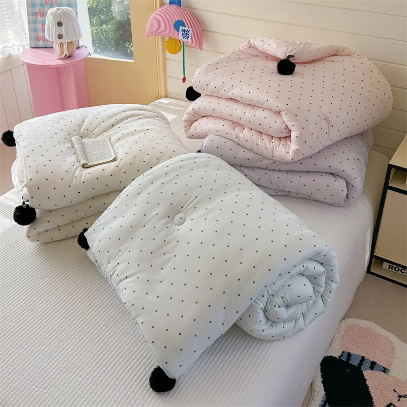 Floral Polka Dot Series Soft Knitted Cotton Skin-friendly Bedroom Quilt Winter Spring Autumn Use Polyester Fiber Filled
Floral Polka Dot Series Soft Knitted Cotton Skin-friendly Bedroom Quilt Winter Spring Autumn Use Polyester Fiber Filled