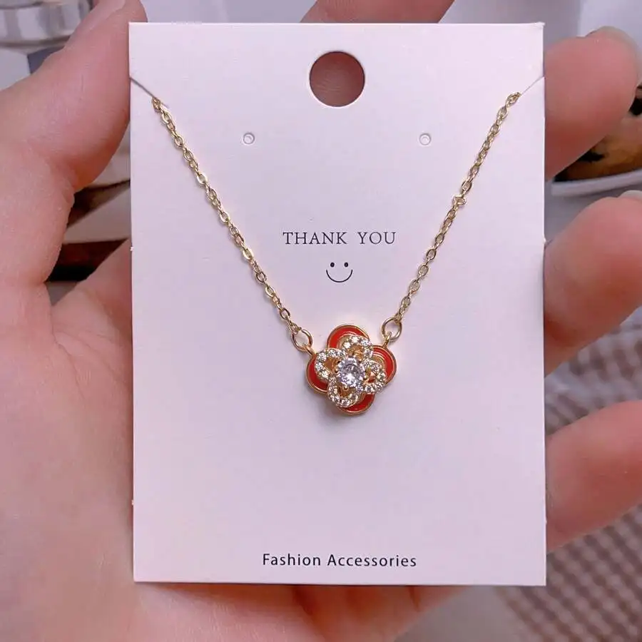 Steel Clavicle Chain Flower Pendant Necklace For Women
Steel Clavicle Chain Flower Pendant Necklace For Women