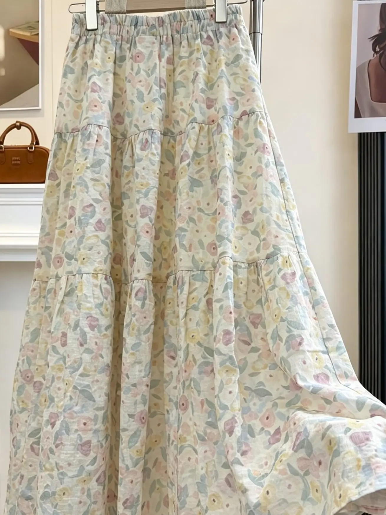 Summer Floral Print A-Line Midi Skirt Large Size Korean Style Casual Commute Floral Half-length Skirt with Versatile S...
Summer Floral Print A-Line Midi Skirt Large Size Korean Style Casual Commute Floral Half-length Skirt with Versatile S...